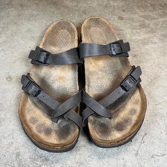Birkenstock Shoes - Dark brown Birkenstock sandals